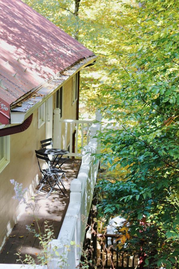 The Wanderer Guesthouse Boone Exterior photo